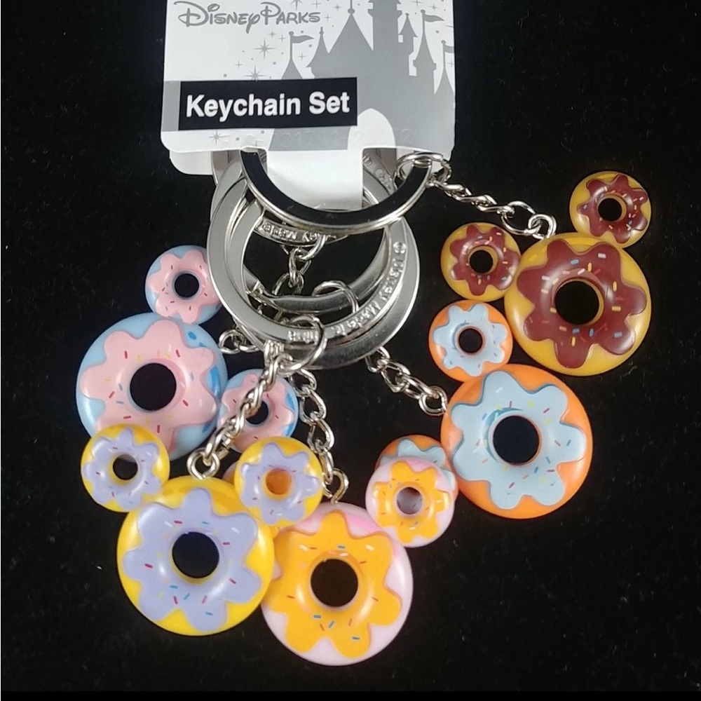 Disney Donut Mickey Keychain Set